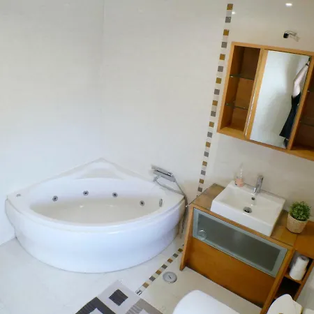 Surf Royal Guest house
