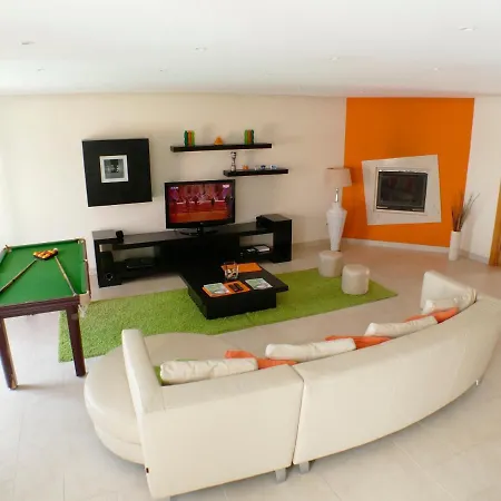 Surf Royal Guest house *